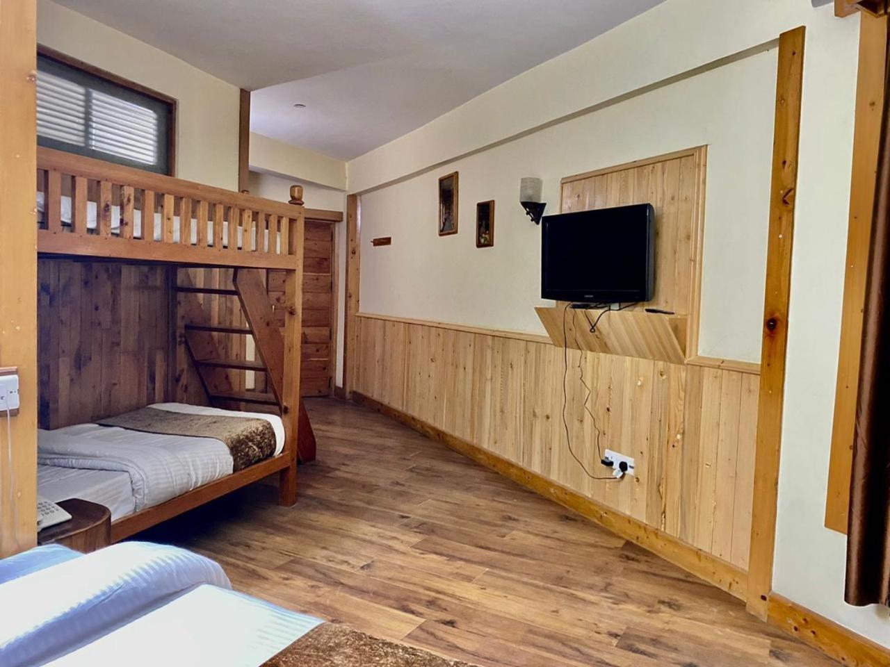 The Vashisht, Manali - A Four Star Luxury Hotel Buitenkant foto