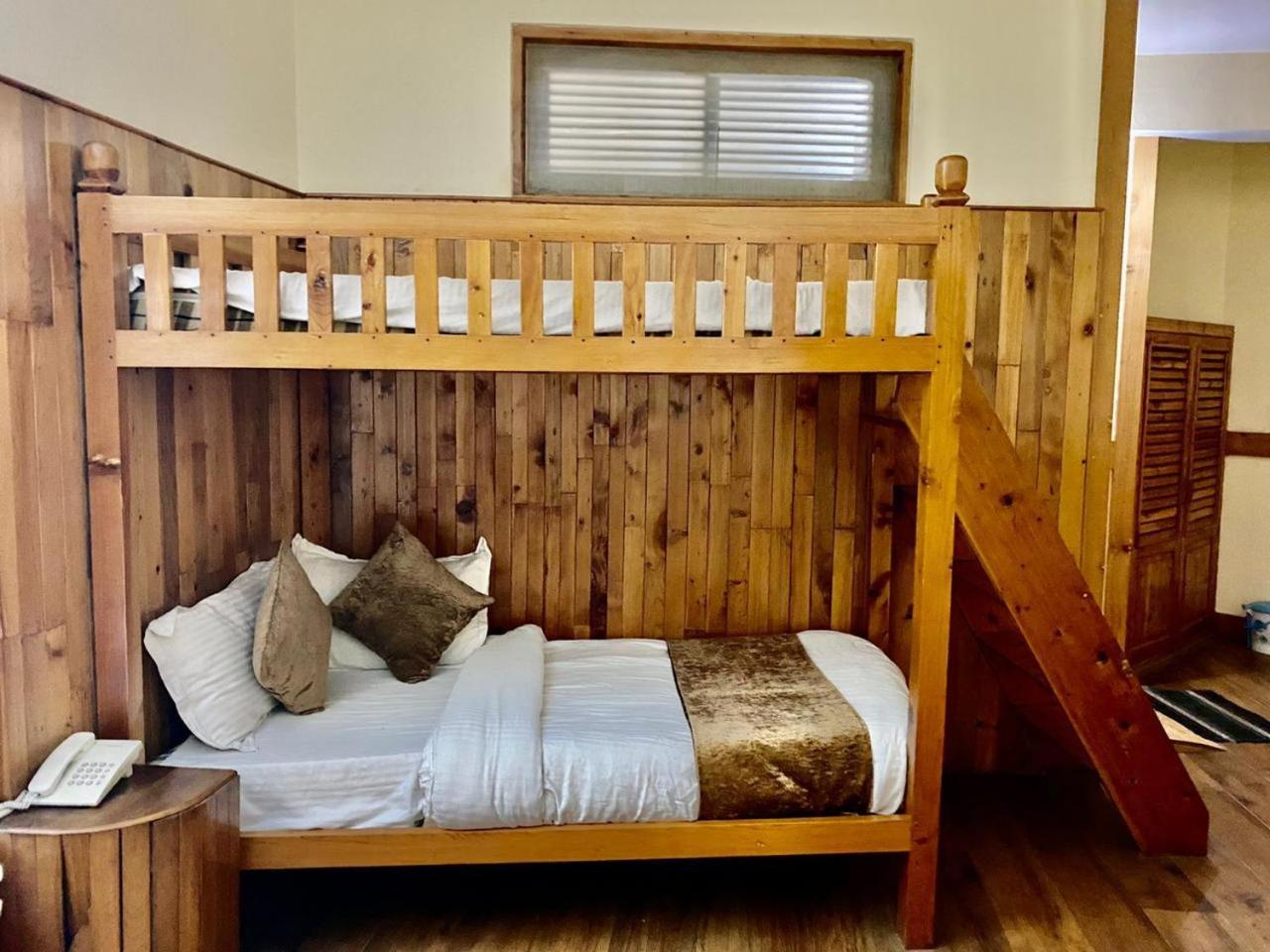 The Vashisht, Manali - A Four Star Luxury Hotel Buitenkant foto