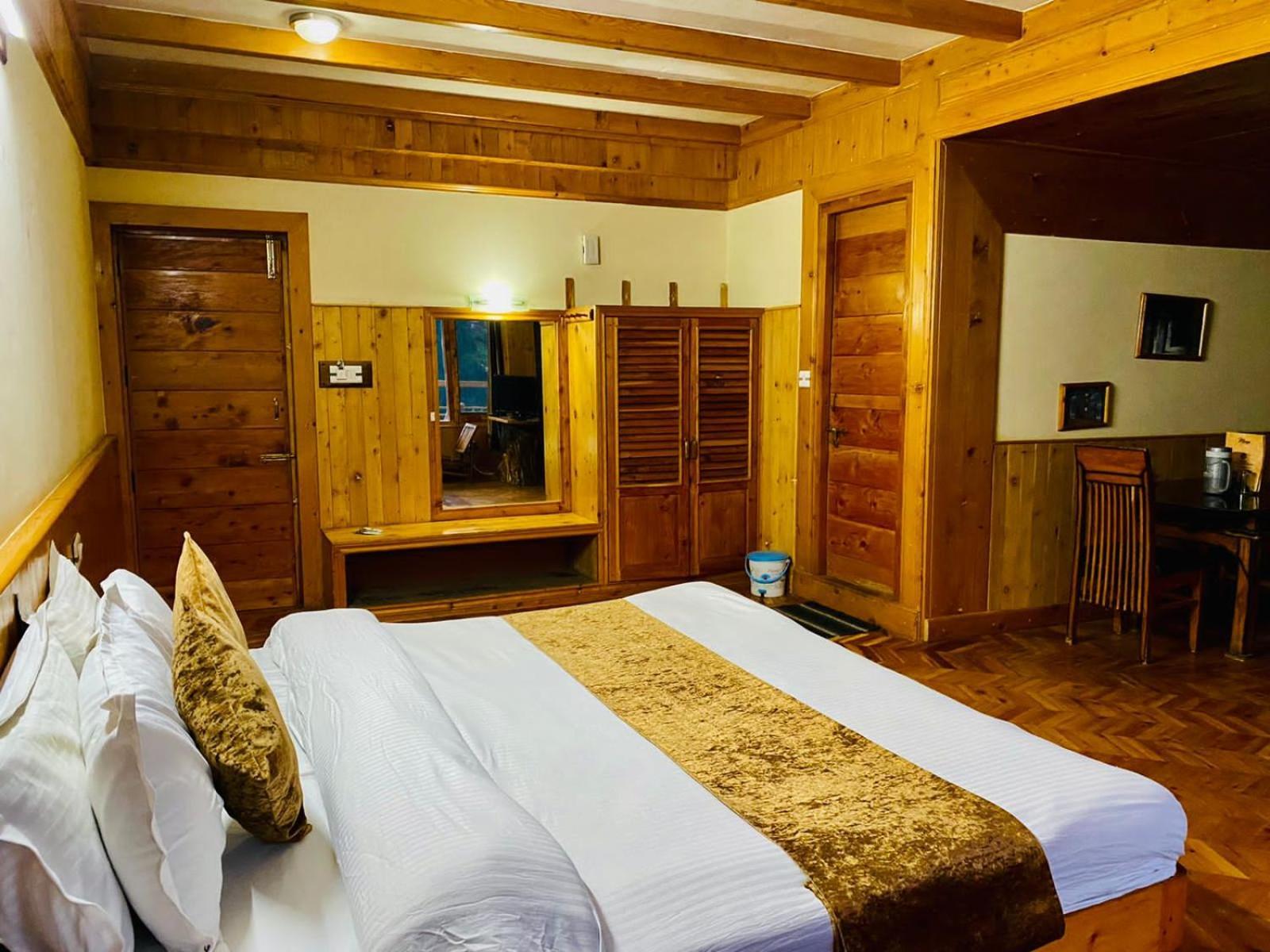The Vashisht, Manali - A Four Star Luxury Hotel Buitenkant foto